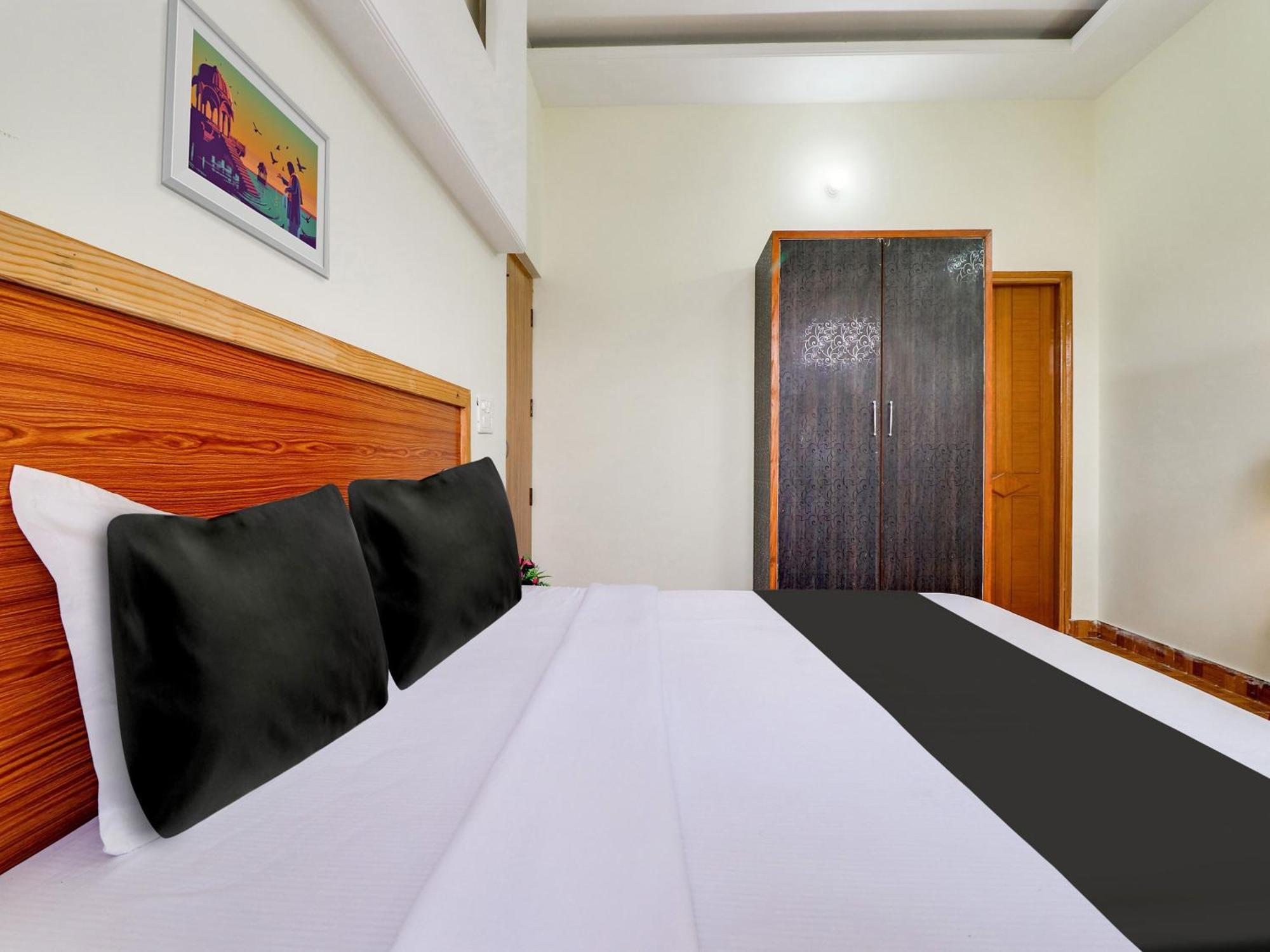 Hotel O Regal อินดอร์ ภายนอก รูปภาพ