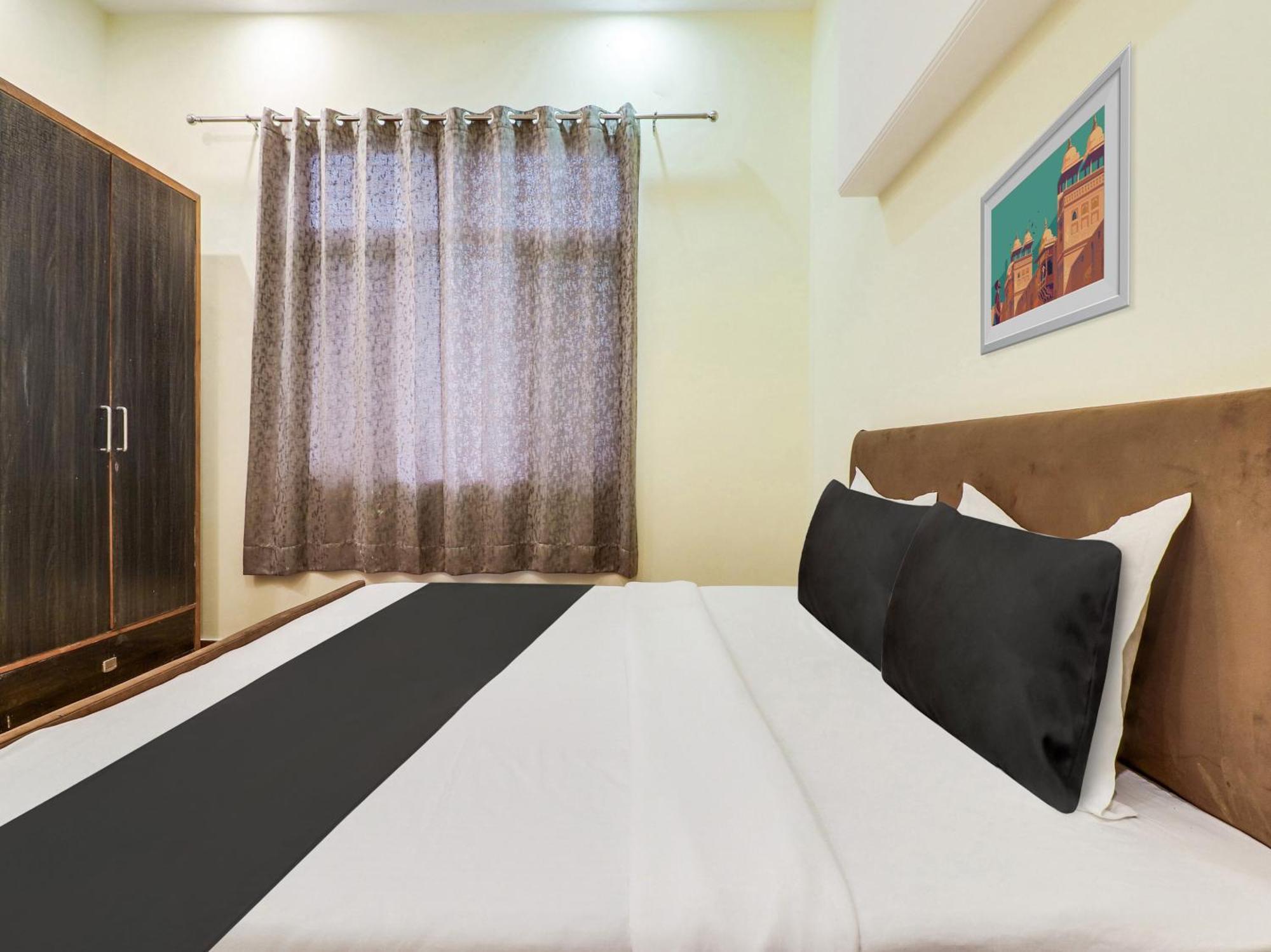 Hotel O Regal อินดอร์ ภายนอก รูปภาพ